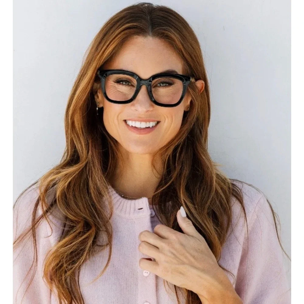 New Peepers Fanfare +2.00 Blue Light Readers Black Square Glasses w Case